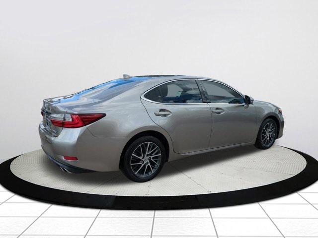 used 2018 Lexus ES 350 car, priced at $22,478