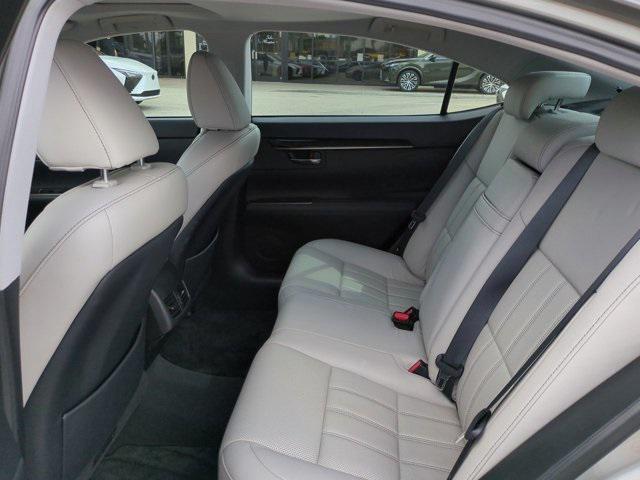 used 2018 Lexus ES 350 car, priced at $22,478