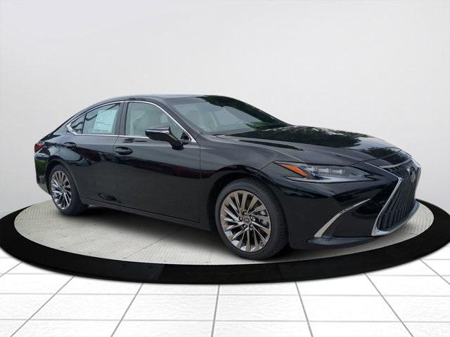 new 2024 Lexus ES 300h car, priced at $53,549