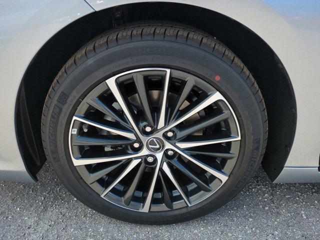 new 2025 Lexus ES 350 car, priced at $50,594