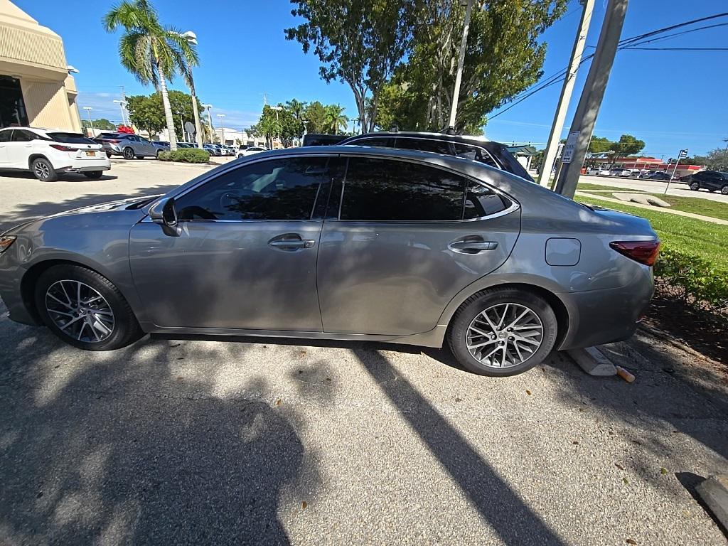 used 2018 Lexus ES 350 car, priced at $24,488