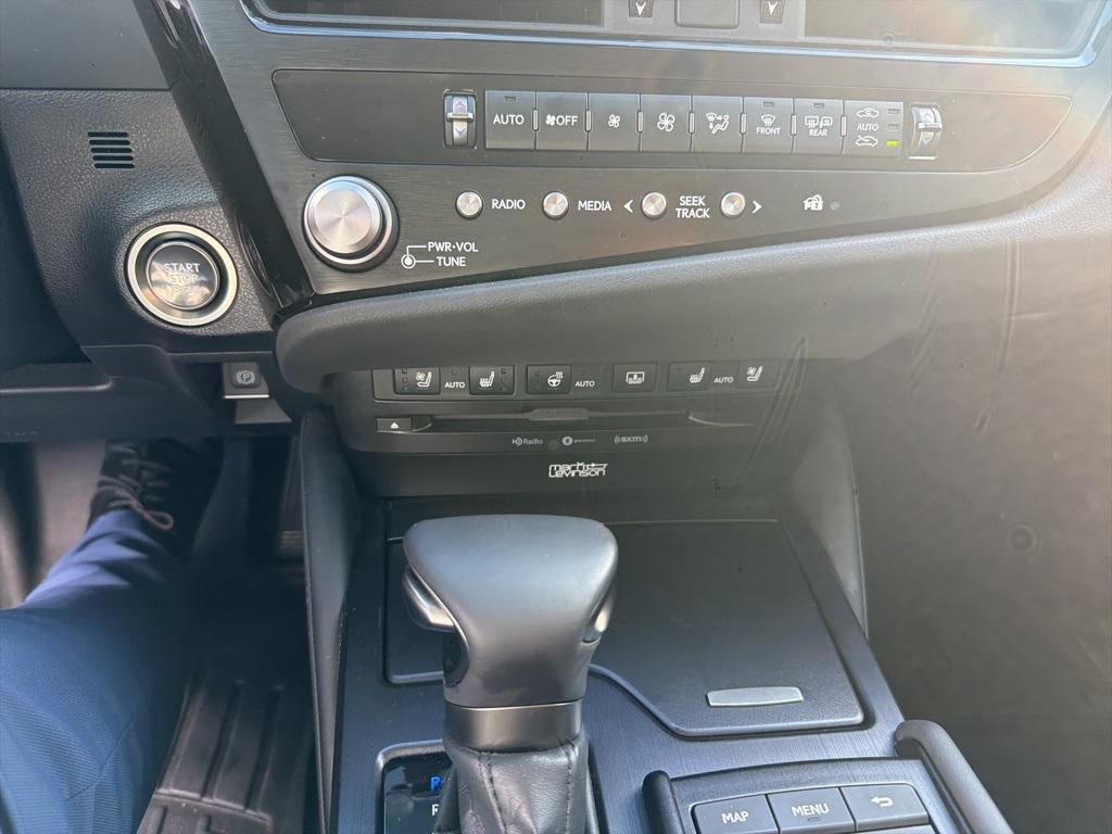 used 2022 Lexus ES 350 car, priced at $41,998