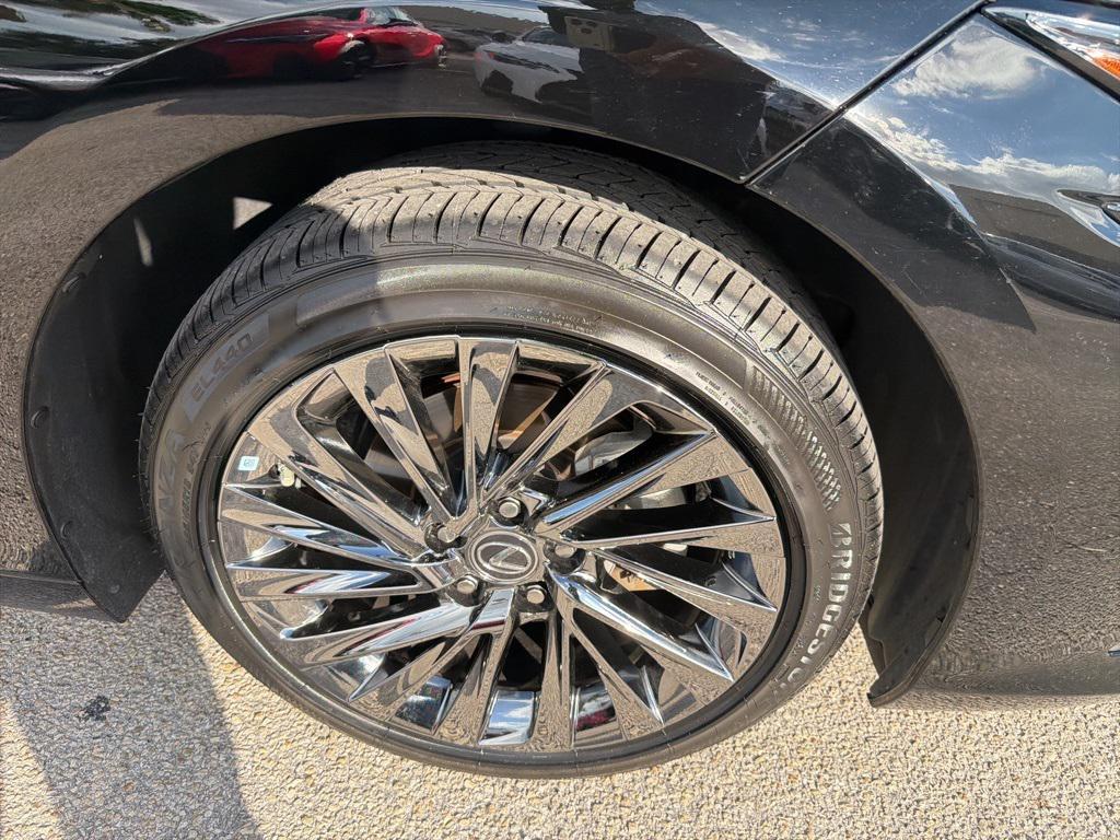 used 2022 Lexus ES 350 car, priced at $41,998