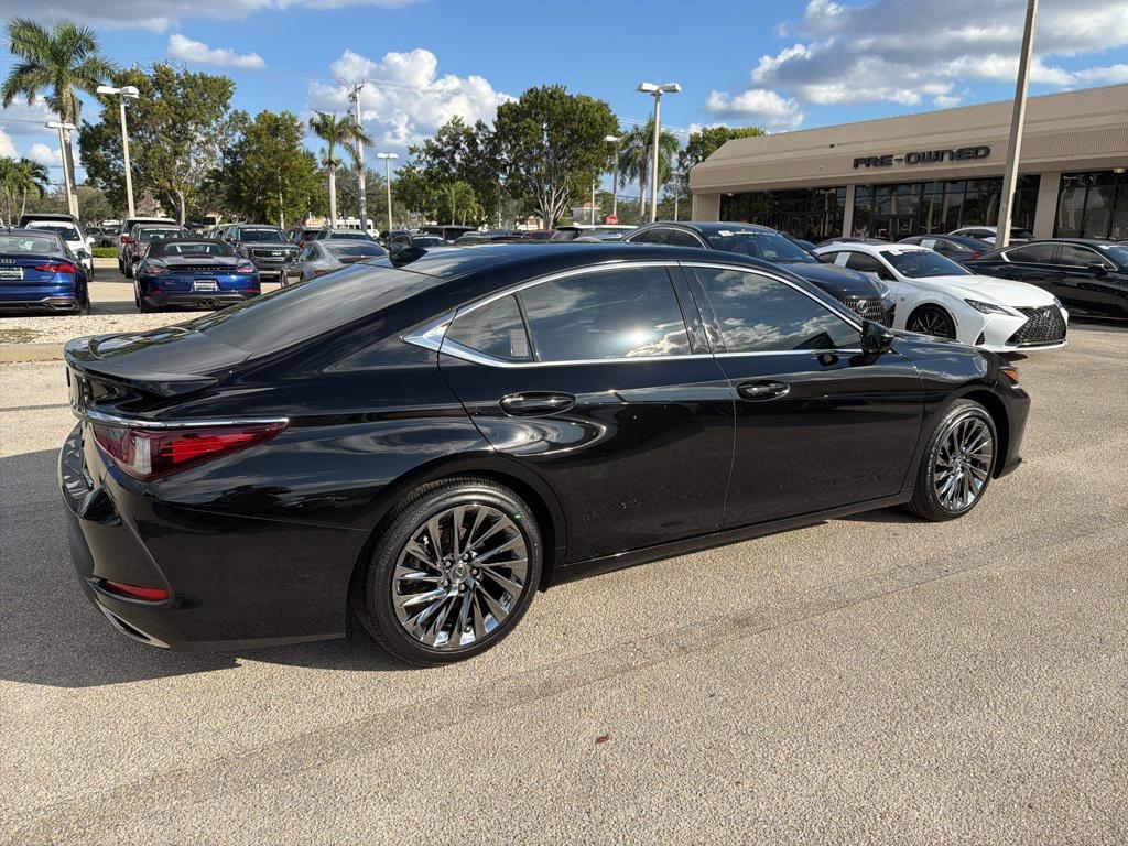 used 2022 Lexus ES 350 car, priced at $41,998