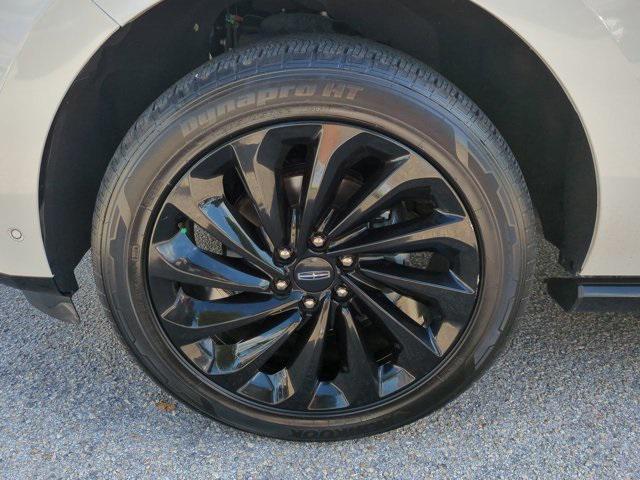 used 2021 Lincoln Navigator car, priced at $44,978