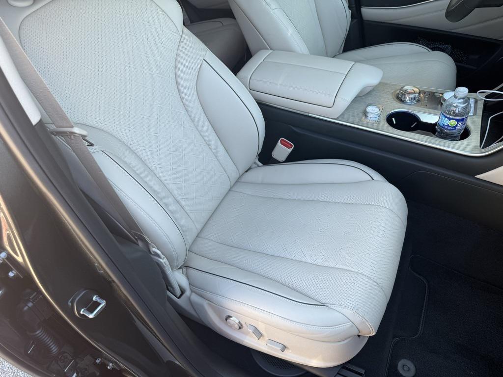 used 2025 Genesis GV80 car, priced at $59,998