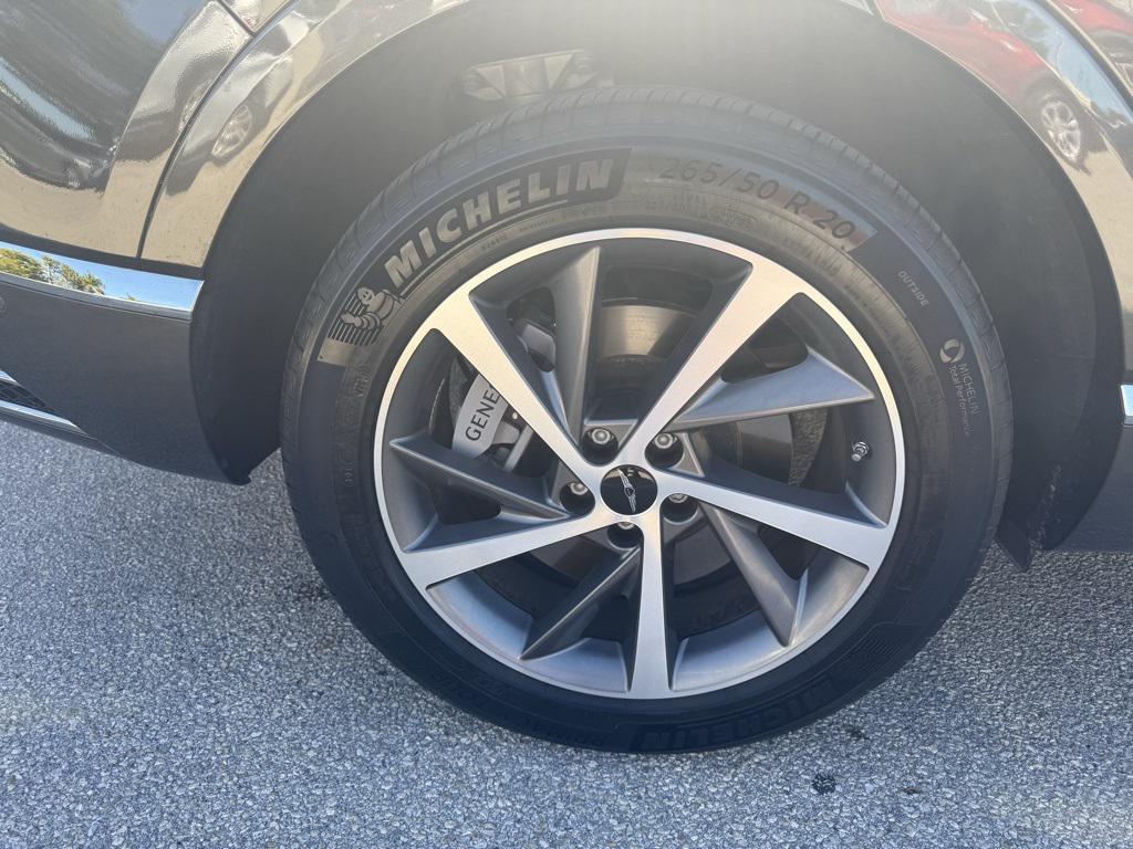 used 2025 Genesis GV80 car, priced at $59,998