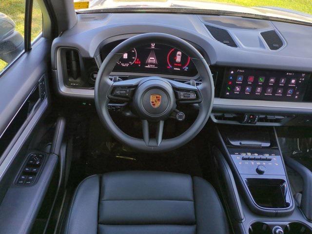 new 2025 Porsche Cayenne car