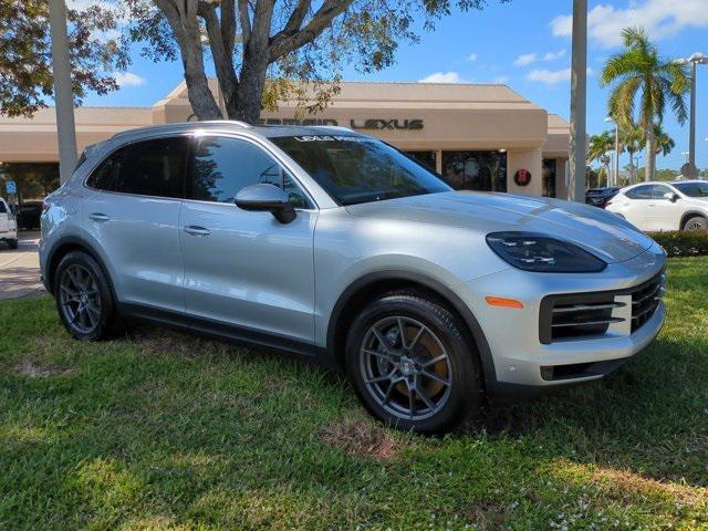 new 2025 Porsche Cayenne car