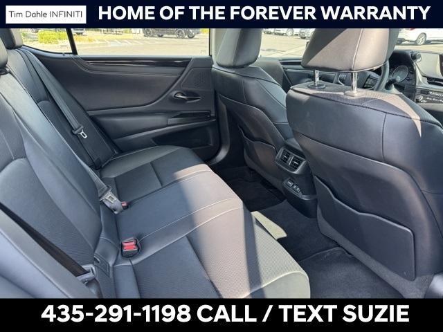 used 2019 Lexus ES 300h car, priced at $29,711