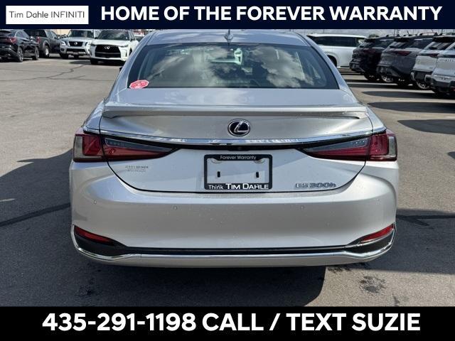 used 2019 Lexus ES 300h car, priced at $29,711
