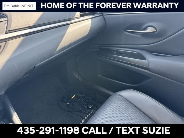 used 2019 Lexus ES 300h car, priced at $29,711