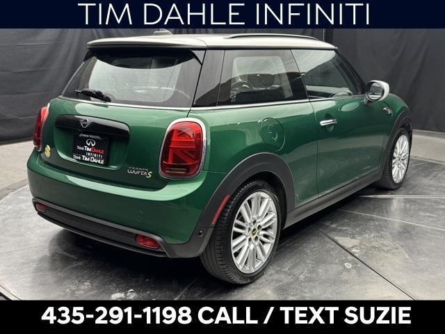 used 2022 MINI SE Hardtop car, priced at $16,211