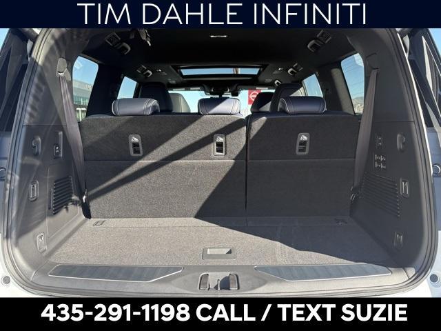 new 2026 INFINITI QX80 car, priced at $99,125