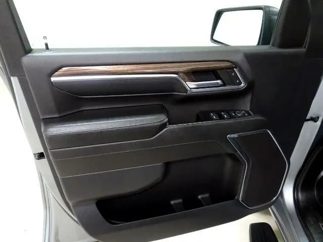 used 2024 Chevrolet Silverado 2500 car, priced at $39,995