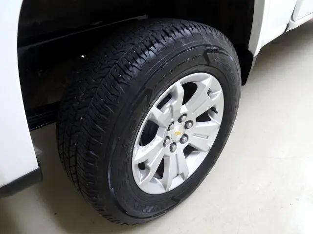 used 2022 Chevrolet Colorado car, priced at $19,995
