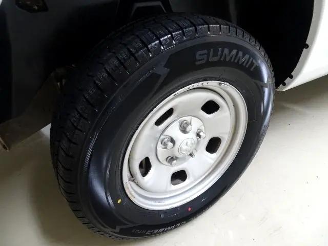 used 2018 Ram 1500 car, priced at $17,995