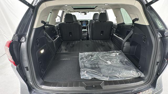 new 2025 Subaru Ascent car, priced at $42,657