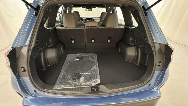 new 2025 Subaru Forester car, priced at $30,415