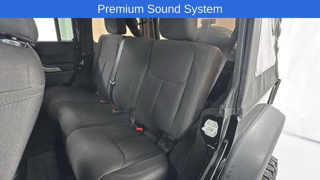 used 2015 Jeep Wrangler Unlimited car, priced at $20,780