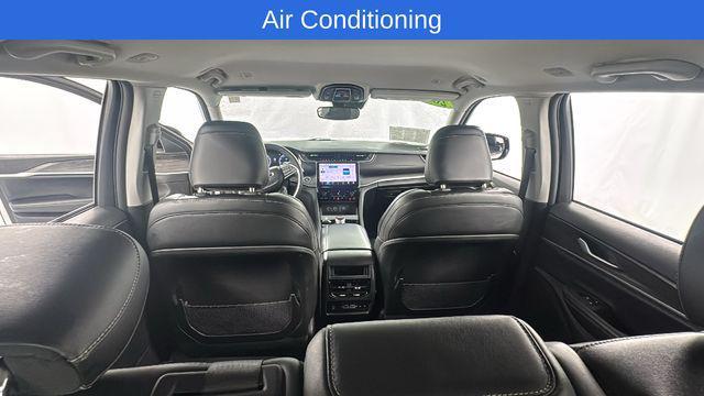used 2024 Jeep Grand Cherokee car, priced at $34,186