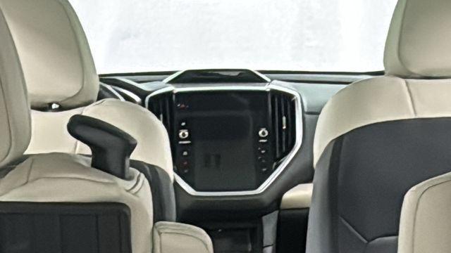 new 2025 Subaru Ascent car, priced at $46,207