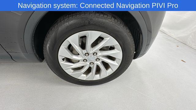 used 2024 Land Rover Discovery car, priced at $40,419