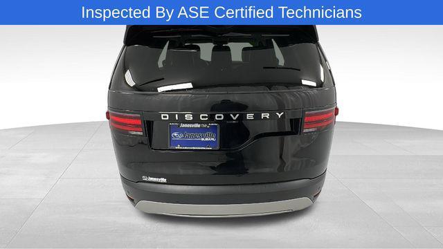 used 2024 Land Rover Discovery car, priced at $40,419