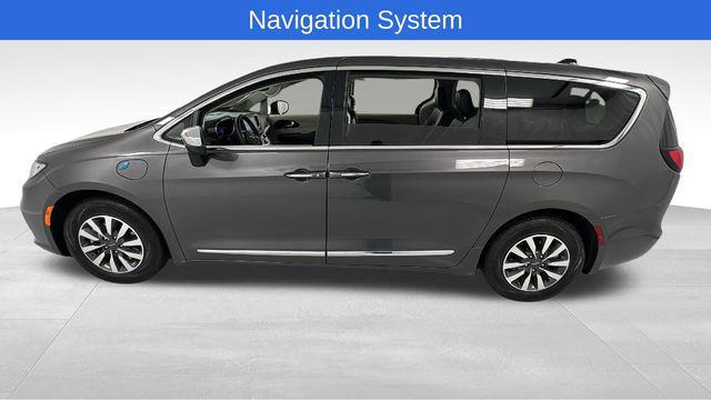 used 2023 Chrysler Pacifica Hybrid car, priced at $27,000