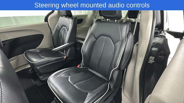 used 2023 Chrysler Pacifica Hybrid car, priced at $27,000