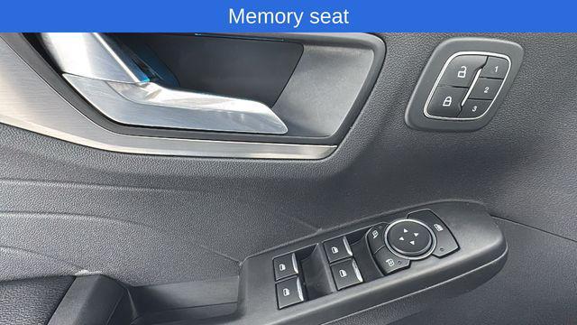 used 2022 Ford Escape car, priced at $27,333