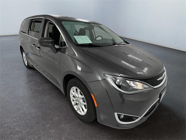 used 2020 Chrysler Pacifica car, priced at $19,000