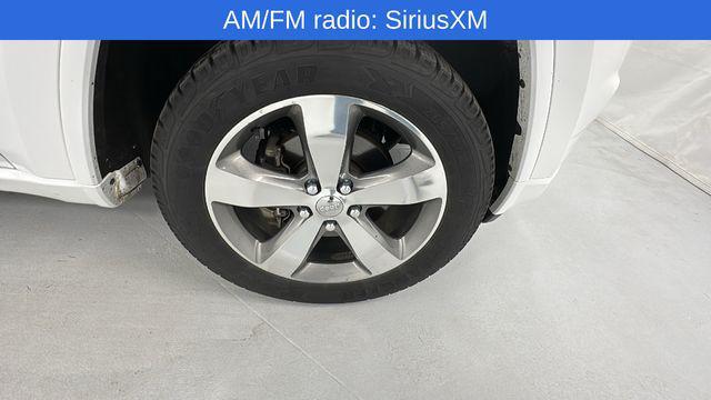 used 2014 Jeep Grand Cherokee car, priced at $14,444
