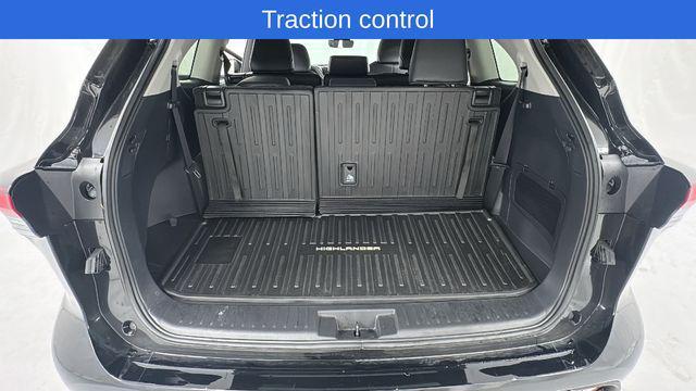 used 2024 Toyota Highlander car, priced at $41,486