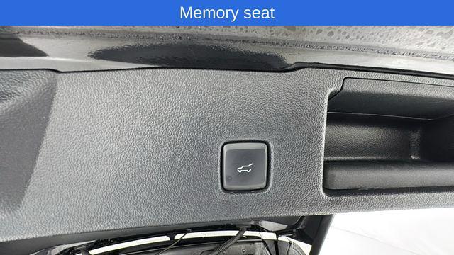 used 2022 Ford Escape car, priced at $24,222