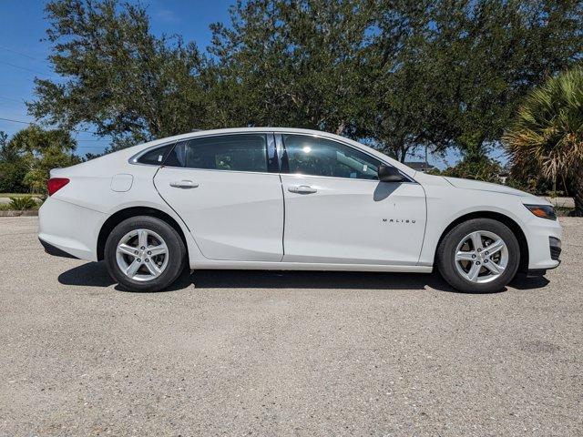 used 2019 Chevrolet Malibu car, priced at $16,984