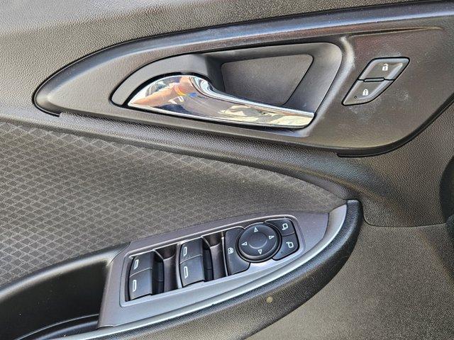 used 2019 Chevrolet Malibu car, priced at $15,984