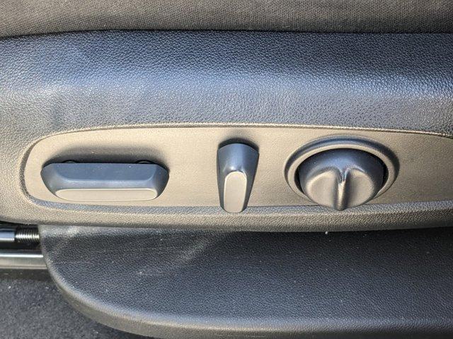 used 2022 Chevrolet Equinox car, priced at $19,384