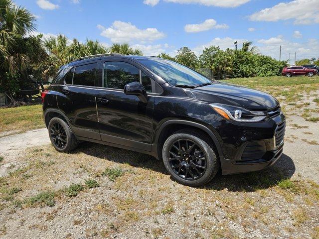 used 2022 Chevrolet Trax car, priced at $17,484