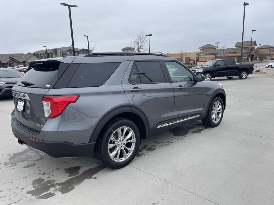 new 2024 Ford Explorer car, priced at $44,552