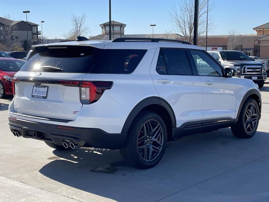 new 2025 Ford Explorer car, priced at $59,590