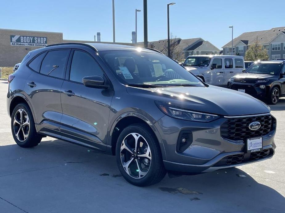 new 2025 Ford Escape car, priced at $38,035