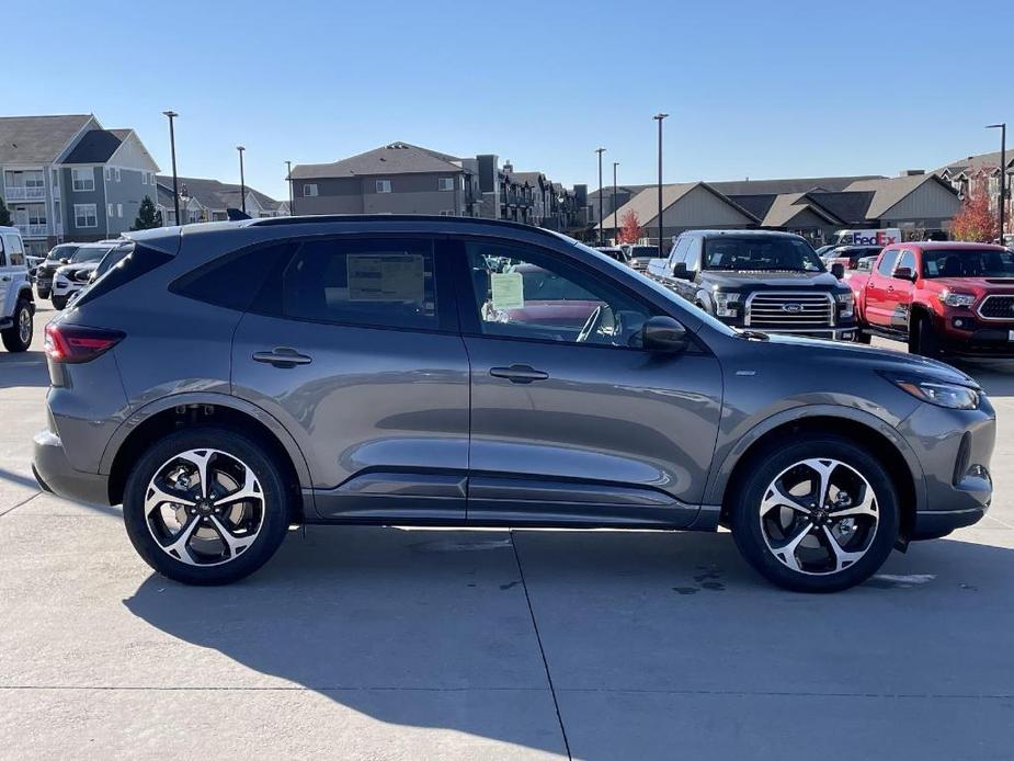 new 2025 Ford Escape car, priced at $38,035