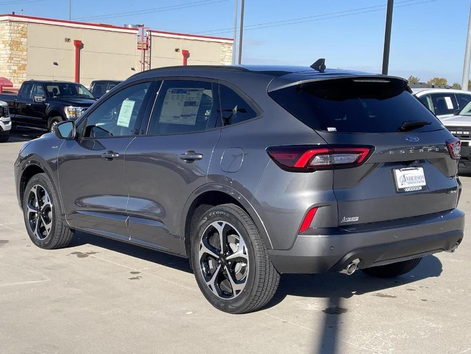 new 2025 Ford Escape car, priced at $38,035