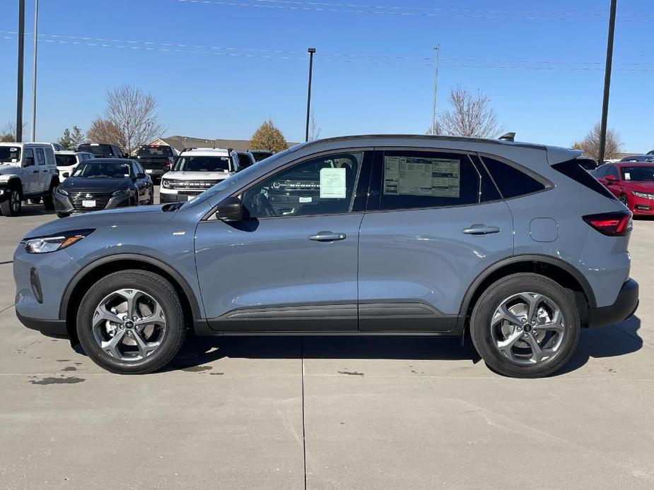 new 2025 Ford Escape car, priced at $33,035