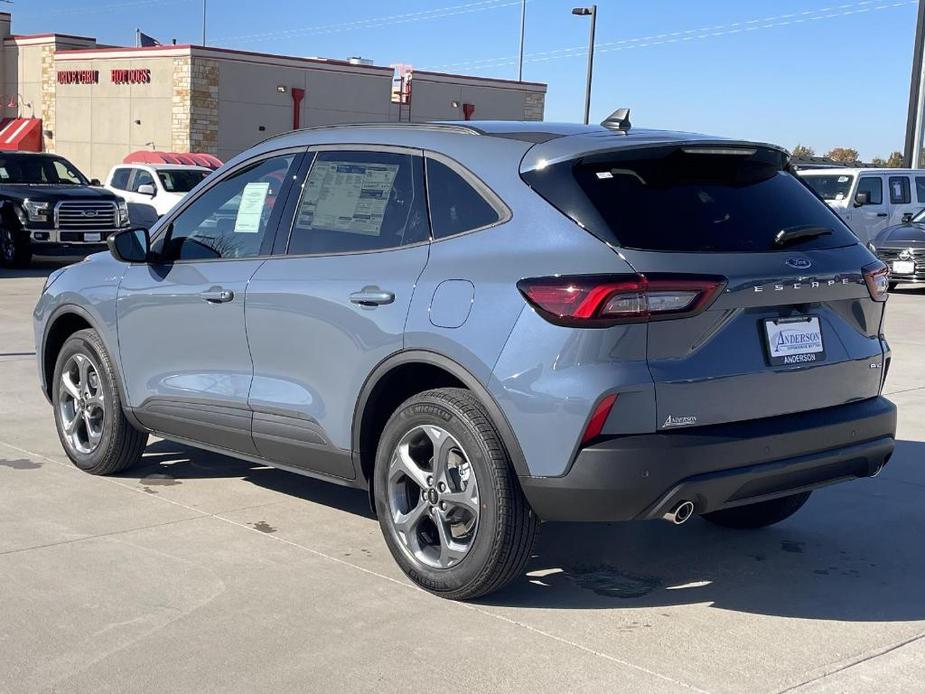 new 2025 Ford Escape car, priced at $33,035