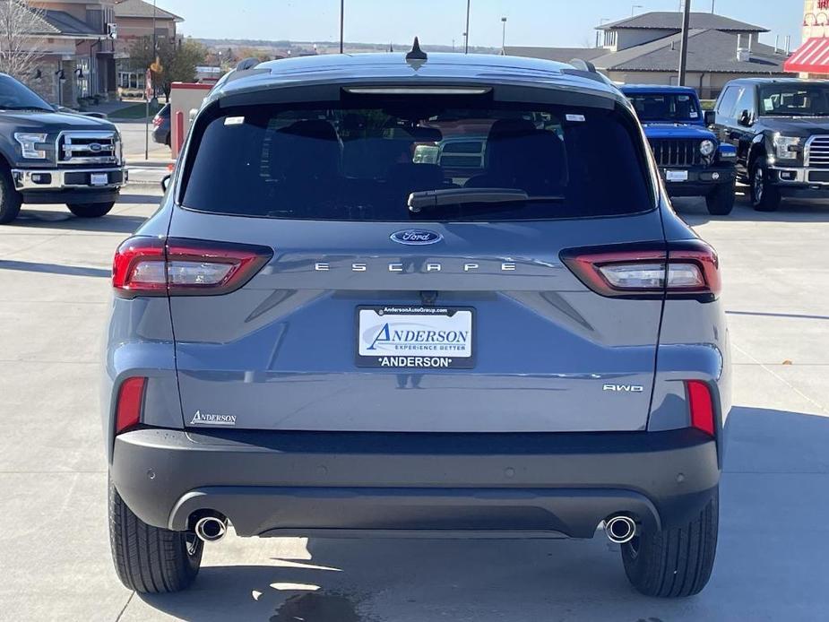 new 2025 Ford Escape car, priced at $33,035