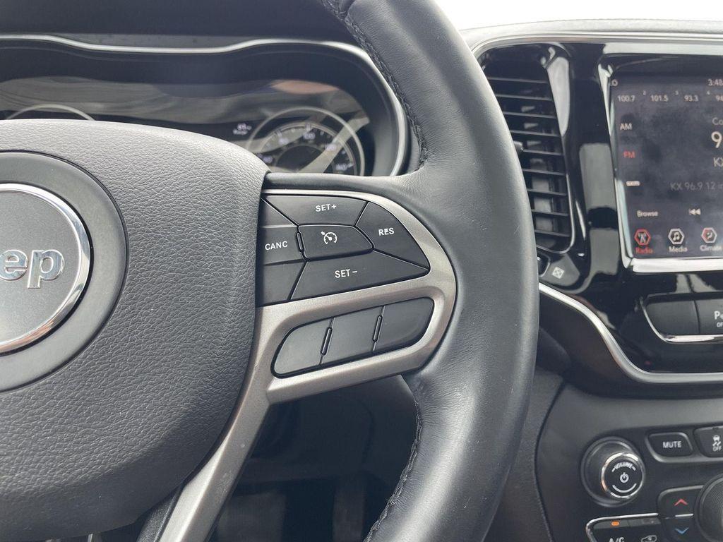 used 2019 Jeep Cherokee car, priced at $18,900