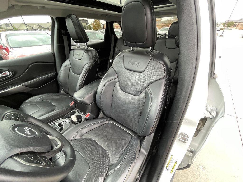 used 2019 Jeep Cherokee car, priced at $18,900