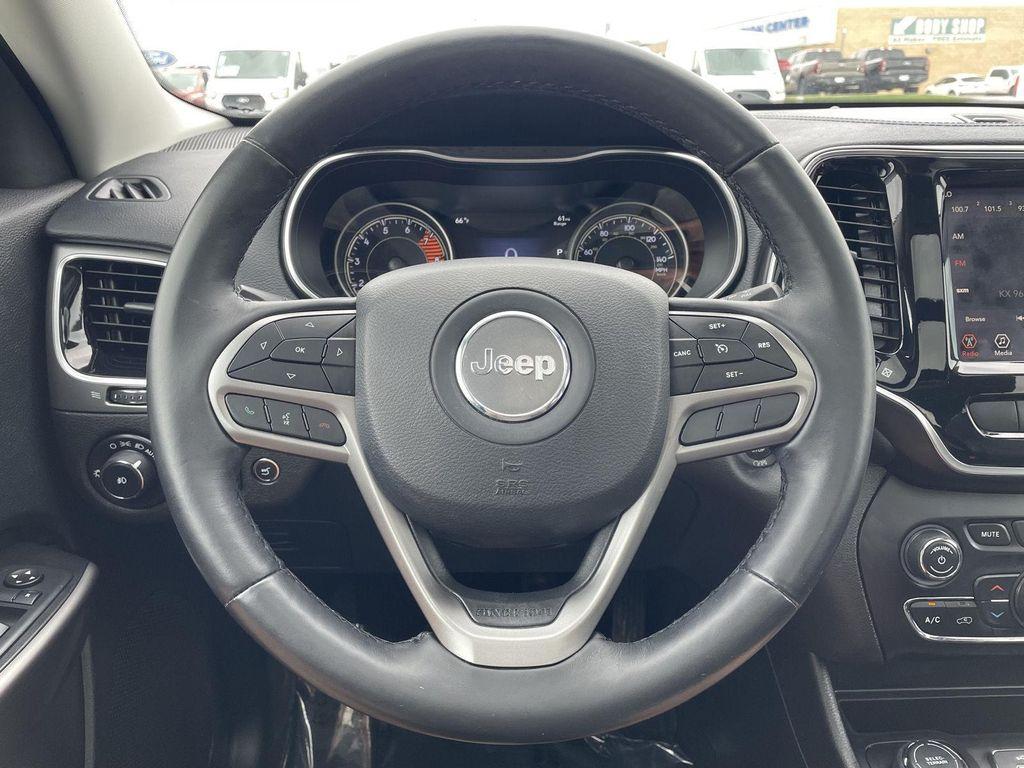 used 2019 Jeep Cherokee car, priced at $18,900